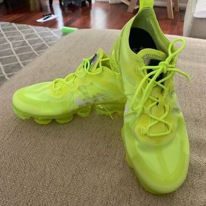 Men’s VaporMax Athletic Shoes